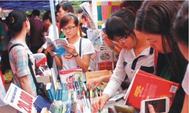 Budaya Literasi di Vietnam: Mencintai dan Mempromosikan Buku di Negeri Gading Halong