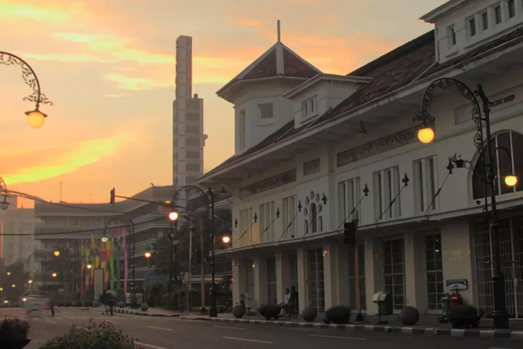 Wisata Jalan Braga Bandung: Menikmati Pesona Masa Lalu Dengan Gaya ...