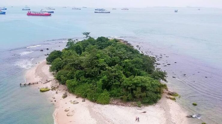 Wisata Pulau Merak Kecil: Eksplorasi Menyegarkan di Pulau Terpencil