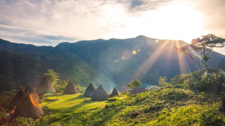Menjelajah Surga Timur: 5 Destinasi Ikonik di Flores yang Wajib Masuk Daftar Liburan Anda