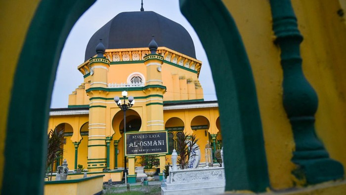 Masjid Al-Osmani: Masjid Tertua di Medan yang Menjadi Warisan Kesultanan Deli