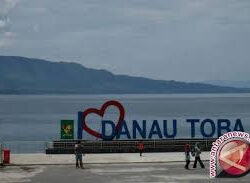 Menyapa Kemegahan Danau Toba: Keajaiban Vulkanik dan Jantung Budaya Batak di Sumatra Utara
