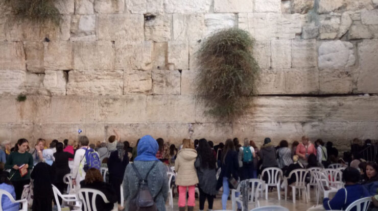 Pengertian, Sejarah, dan Perspektif Agama tentang Tembok Ratapan