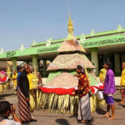 Menjaga “Memayu Hayuning Bawana”: Napas Budaya Jawa Tengah yang Abadi di Era Modern