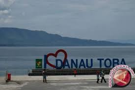 Menyapa Kemegahan Danau Toba: Keajaiban Vulkanik dan Jantung Budaya Batak di Sumatra Utara